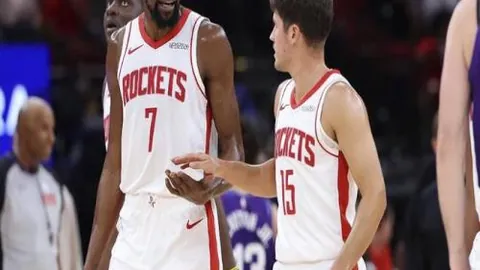 NBA专家预测：近12期大乐透期号推荐，精准质合分析前区十码